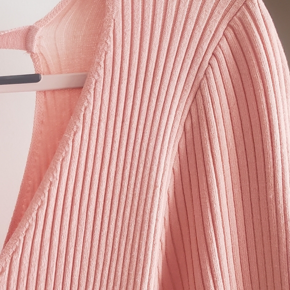 M V-neck Ribbed with tie Dress Pink - Picture 3 of 9